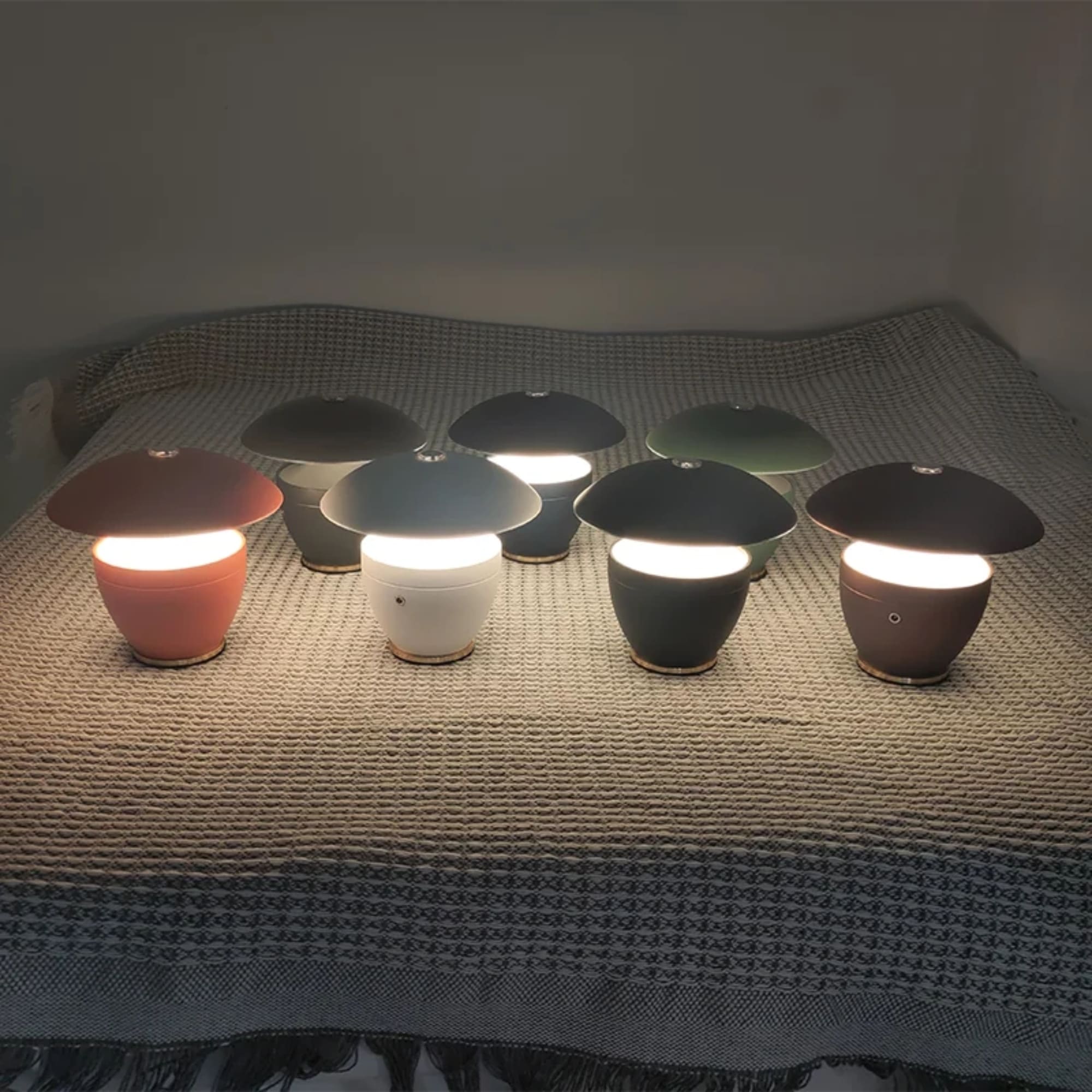 moderne-kabellose-led-tischlam-4-k8302q